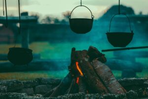 campfire, burning, camping-1846142.jpg